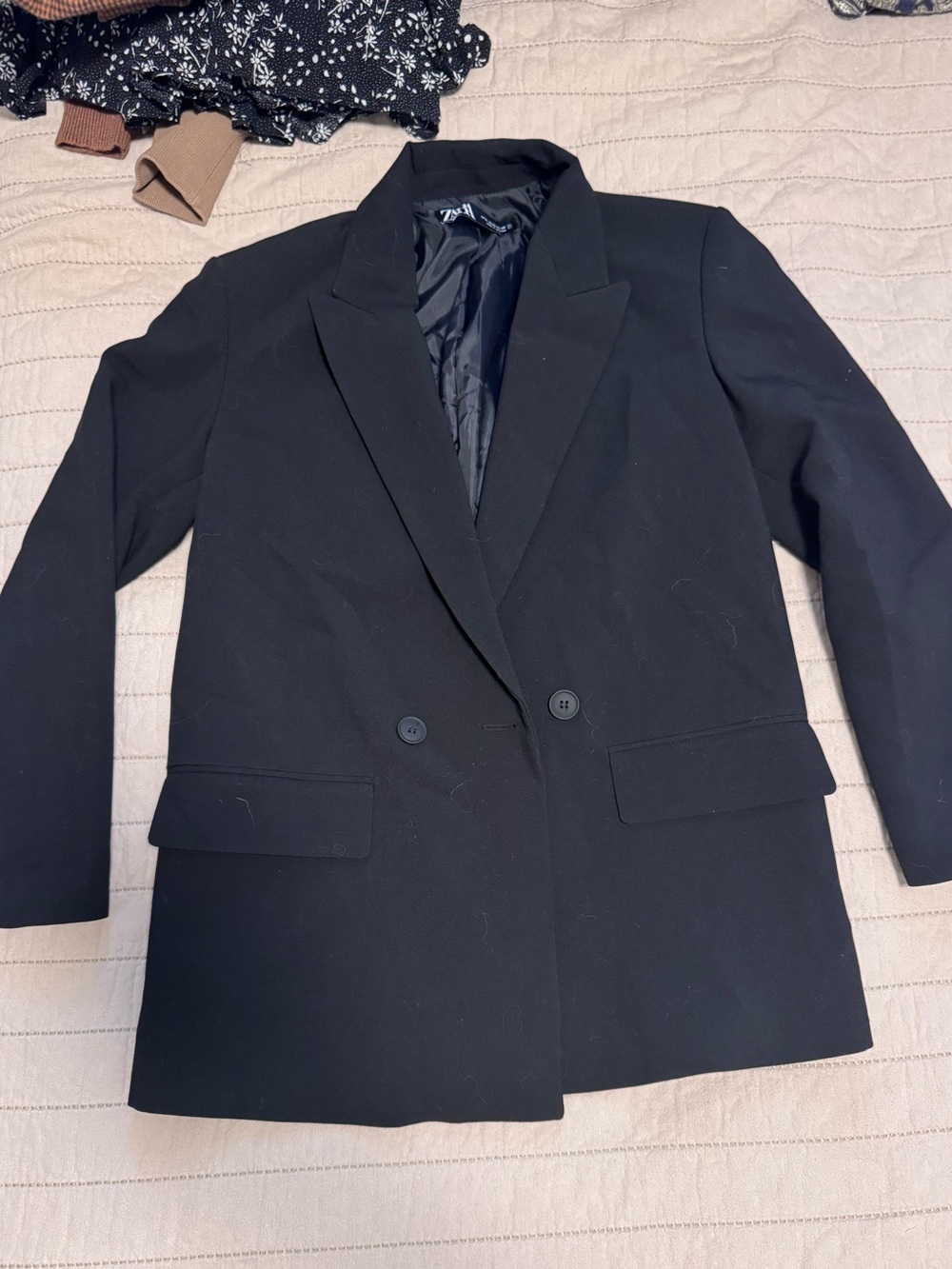 Zara Black Double-Button Tailored Blazer